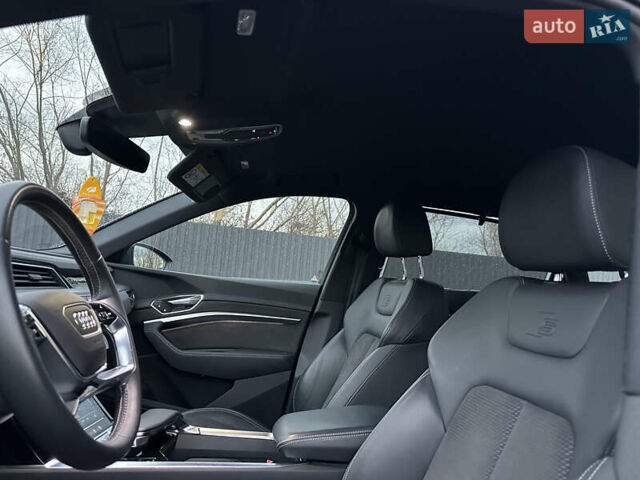 Синий Ауди E-Tron, объемом двигателя 0 л и пробегом 122 тыс. км за 28900 $, фото 7 на Automoto.ua