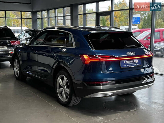 Синий Ауди E-Tron, объемом двигателя 0 л и пробегом 299 тыс. км за 23490 $, фото 16 на Automoto.ua
