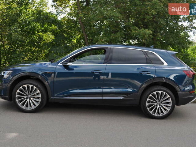 Синий Ауди E-Tron, объемом двигателя 0 л и пробегом 79 тыс. км за 34000 $, фото 116 на Automoto.ua