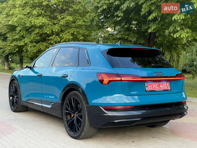 Синий Ауди E-Tron, объемом двигателя 0 л и пробегом 49 тыс. км за 35490 $, фото 7 на Automoto.ua