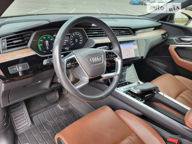 Синий Ауди E-Tron, объемом двигателя 0 л и пробегом 69 тыс. км за 35000 $, фото 5 на Automoto.ua
