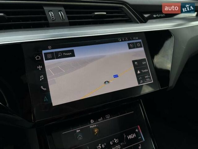 Синий Ауди E-Tron, объемом двигателя 0 л и пробегом 119 тыс. км за 29500 $, фото 48 на Automoto.ua