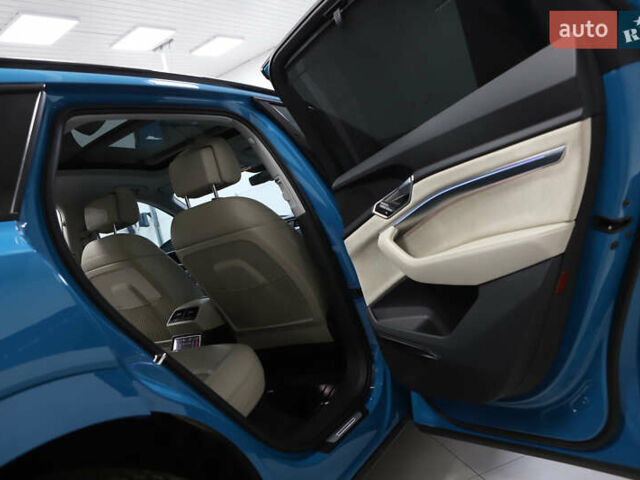 Синий Ауди E-Tron, объемом двигателя 0 л и пробегом 80 тыс. км за 28900 $, фото 125 на Automoto.ua