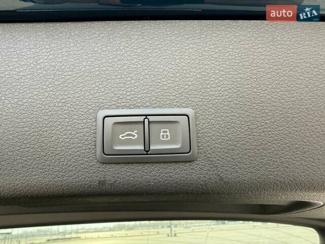 Синий Ауди E-Tron, объемом двигателя 0 л и пробегом 98 тыс. км за 30500 $, фото 43 на Automoto.ua