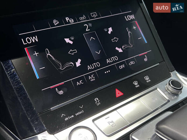 Синий Ауди E-Tron, объемом двигателя 0 л и пробегом 299 тыс. км за 23490 $, фото 55 на Automoto.ua