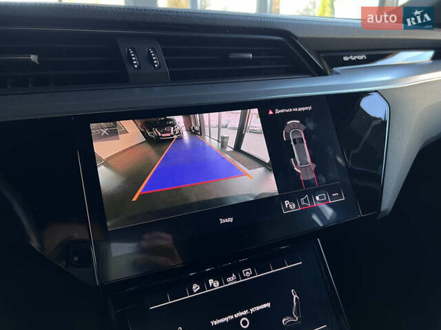 Синий Ауди E-Tron, объемом двигателя 0 л и пробегом 299 тыс. км за 23490 $, фото 31 на Automoto.ua