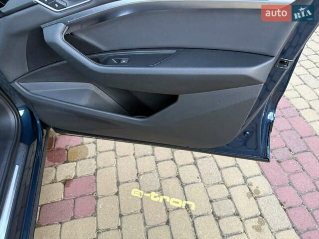 Ауди E-Tron 2019 в Хмельницком на Automoto.ua Синий Ауди E-Tron, объемом двигателя 0 л и пробегом 77 тыс. км за 32527 $, фото 68 на Automoto.ua