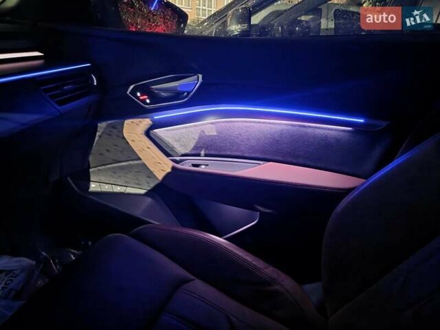 Синій Ауді E-Tron, об'ємом двигуна 0 л та пробігом 67 тис. км за 29799 $, фото 26 на Automoto.ua