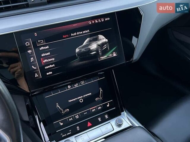 Синій Ауді E-Tron, об'ємом двигуна 0 л та пробігом 101 тис. км за 33500 $, фото 11 на Automoto.ua