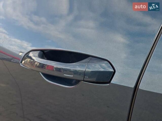 Ауди E-Tron 2019 в Тернополе на Automoto.ua Синий Ауди E-Tron, объемом двигателя 0 л и пробегом 119 тыс. км за 29499 $, фото 28 на Automoto.ua