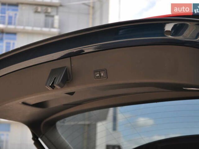 Синий Ауди E-Tron, объемом двигателя 0 л и пробегом 79 тыс. км за 34000 $, фото 43 на Automoto.ua