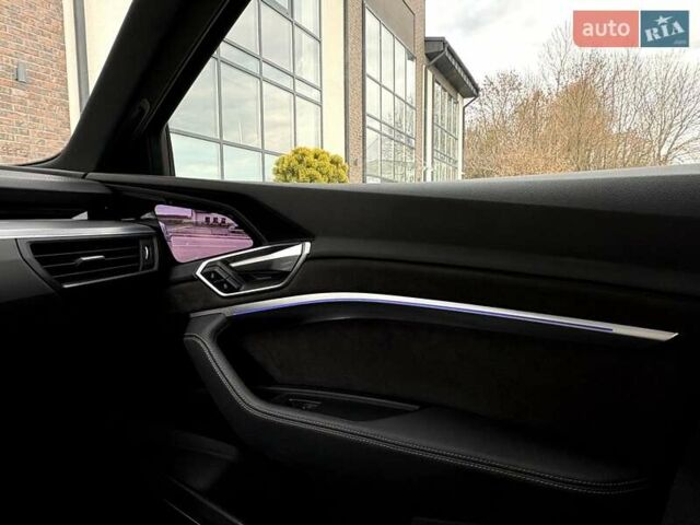 Синий Ауди E-Tron, объемом двигателя 0 л и пробегом 119 тыс. км за 29990 $, фото 40 на Automoto.ua