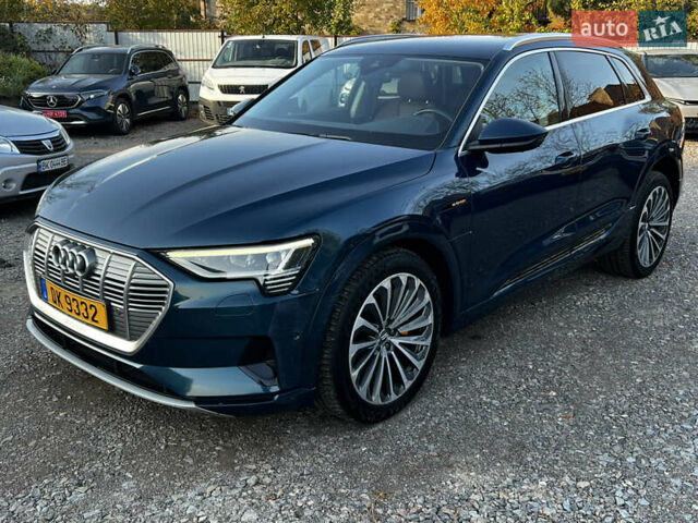 Ауди E-Tron 2019 в Ровно на Automoto.ua Синий Ауди E-Tron, объемом двигателя 0 л и пробегом 227 тыс. км за 19700 $, фото 2 на Automoto.ua