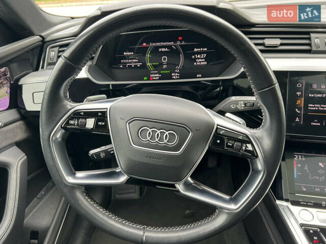 Синий Ауди E-Tron, объемом двигателя 0 л и пробегом 146 тыс. км за 25500 $, фото 11 на Automoto.ua