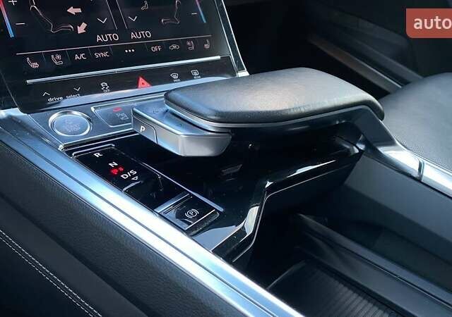 Синий Ауди E-Tron, объемом двигателя 0 л и пробегом 109 тыс. км за 30800 $, фото 24 на Automoto.ua