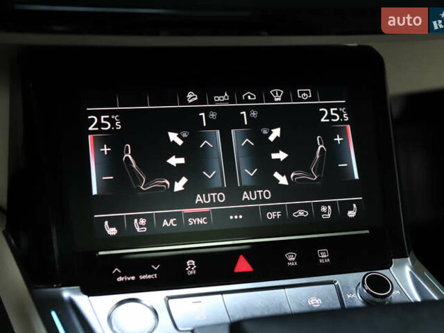 Синий Ауди E-Tron, объемом двигателя 0 л и пробегом 80 тыс. км за 28900 $, фото 94 на Automoto.ua