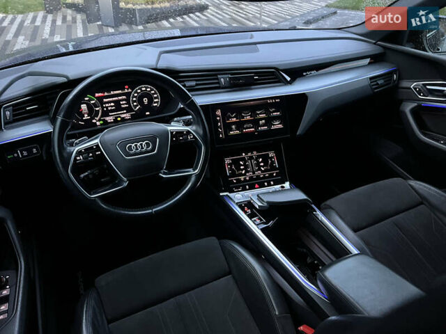 Синій Ауді E-Tron, об'ємом двигуна 0 л та пробігом 135 тис. км за 25800 $, фото 43 на Automoto.ua