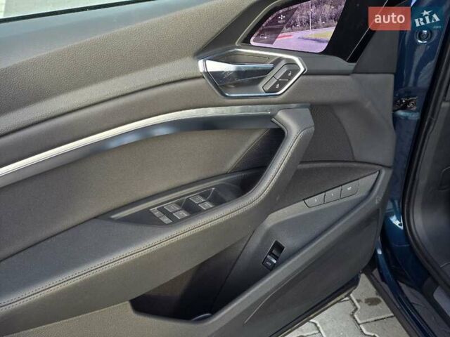Ауди E-Tron 2019 в Тернополе на Automoto.ua Синий Ауди E-Tron, объемом двигателя 0 л и пробегом 119 тыс. км за 29499 $, фото 30 на Automoto.ua