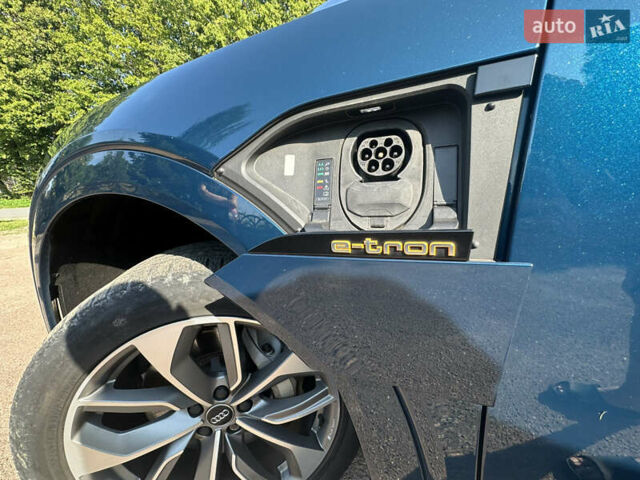 Синий Ауди E-Tron, объемом двигателя 0 л и пробегом 112 тыс. км за 29500 $, фото 41 на Automoto.ua