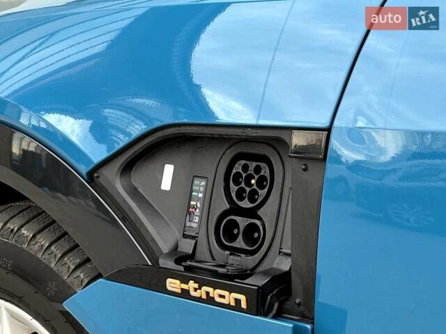Синий Ауди E-Tron, объемом двигателя 0 л и пробегом 119 тыс. км за 29990 $, фото 21 на Automoto.ua