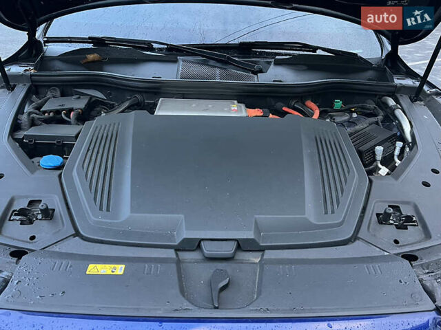 Синій Ауді E-Tron, об'ємом двигуна 0 л та пробігом 135 тис. км за 25800 $, фото 88 на Automoto.ua