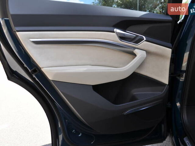 Синий Ауди E-Tron, объемом двигателя 0 л и пробегом 79 тыс. км за 34000 $, фото 67 на Automoto.ua