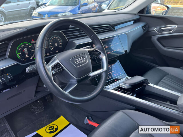 Синий Ауди E-Tron, объемом двигателя 71 л и пробегом 139 тыс. км за 27000 $, фото 8 на Automoto.ua