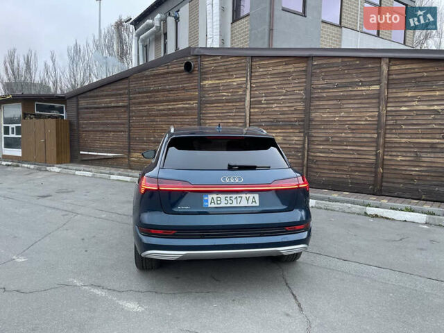 Синий Ауди E-Tron, объемом двигателя 0 л и пробегом 173 тыс. км за 30500 $, фото 3 на Automoto.ua