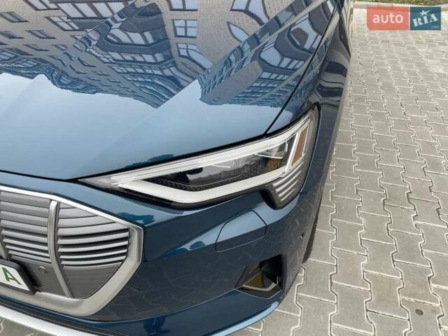 Синій Ауді E-Tron, об'ємом двигуна 0 л та пробігом 30 тис. км за 29900 $, фото 8 на Automoto.ua