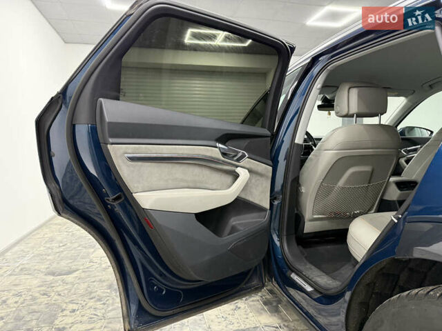 Синій Ауді E-Tron, об'ємом двигуна 0 л та пробігом 113 тис. км за 33000 $, фото 16 на Automoto.ua