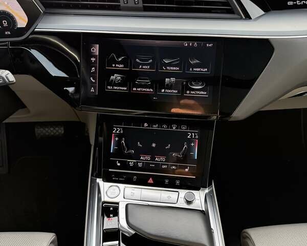 Синий Ауди E-Tron, объемом двигателя 0 л и пробегом 98 тыс. км за 30500 $, фото 38 на Automoto.ua