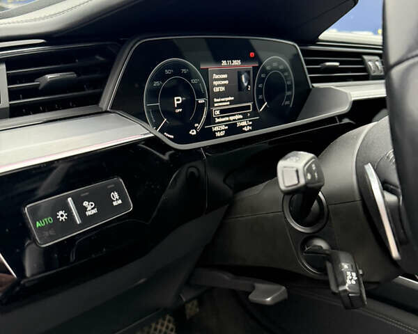 Синій Ауді E-Tron, об'ємом двигуна 0 л та пробігом 149 тис. км за 25500 $, фото 15 на Automoto.ua