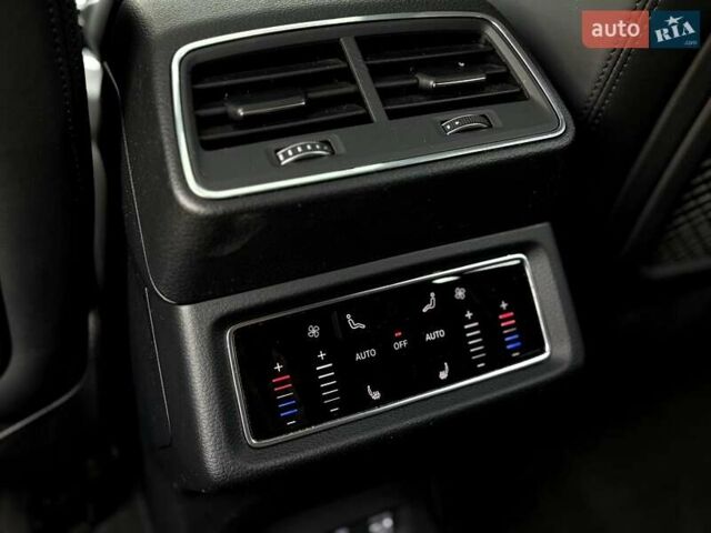 Синий Ауди E-Tron, объемом двигателя 0 л и пробегом 119 тыс. км за 29990 $, фото 41 на Automoto.ua