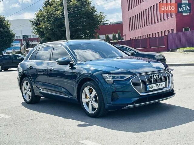 Ауді E-Tron 2019 у Тернополі на Automoto.ua Синій Ауді E-Tron, об'ємом двигуна 0 л та пробігом 200 тис. км за 21700 $, фото 5 на Automoto.ua