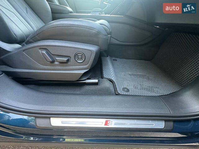 Синий Ауди E-Tron, объемом двигателя 0 л и пробегом 112 тыс. км за 29500 $, фото 18 на Automoto.ua