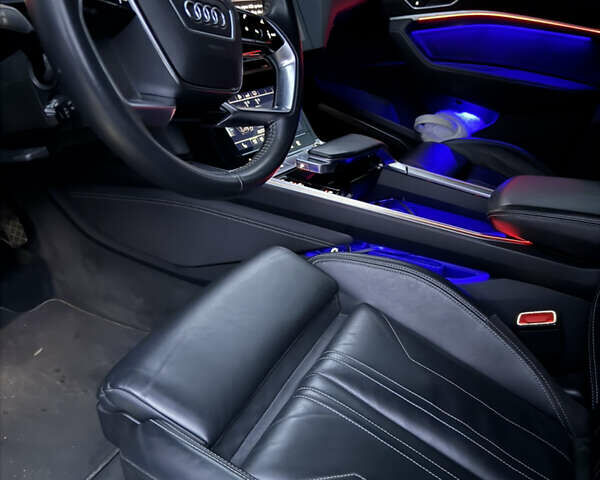 Синій Ауді E-Tron, об'ємом двигуна 0 л та пробігом 149 тис. км за 25500 $, фото 20 на Automoto.ua