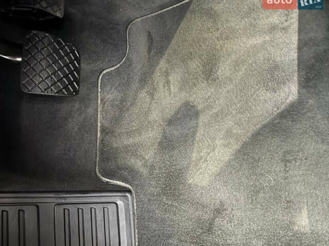 Синий Ауди E-Tron, объемом двигателя 0 л и пробегом 57 тыс. км за 28700 $, фото 21 на Automoto.ua