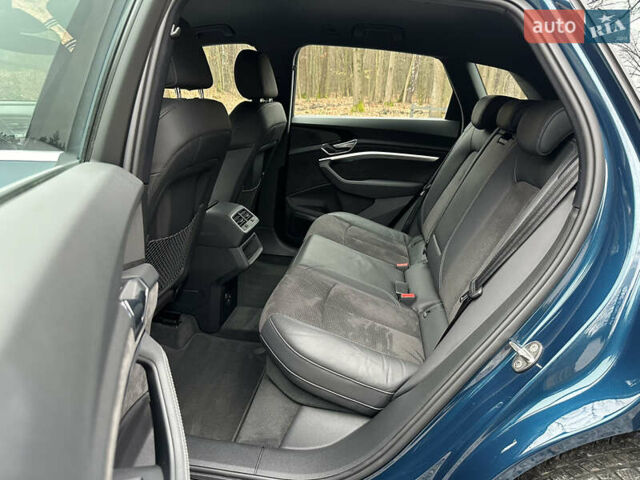 Синій Ауді E-Tron, об'ємом двигуна 0 л та пробігом 165 тис. км за 25900 $, фото 47 на Automoto.ua