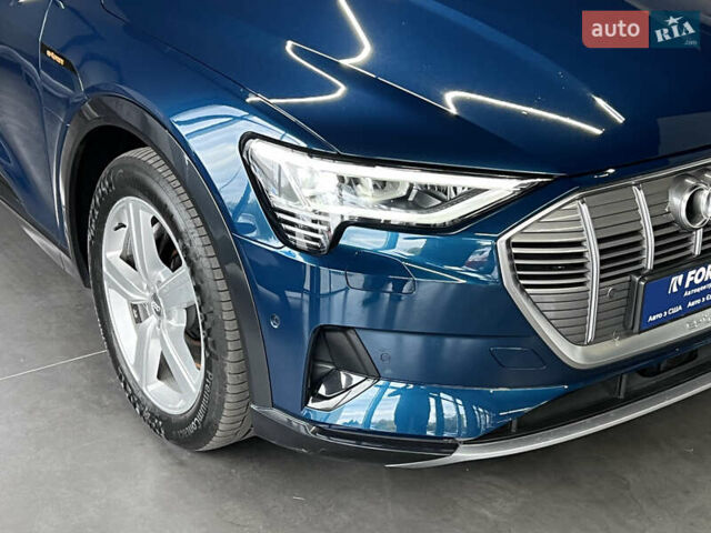 Синий Ауди E-Tron, объемом двигателя 0 л и пробегом 299 тыс. км за 23490 $, фото 15 на Automoto.ua