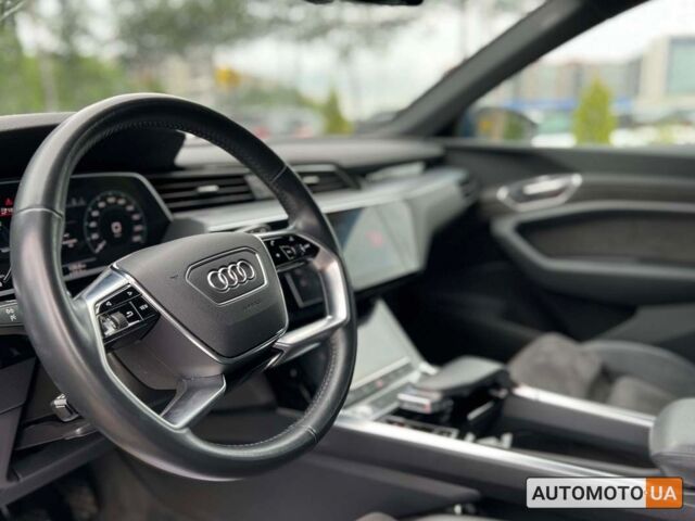Синий Ауди E-Tron, объемом двигателя 95 л и пробегом 124 тыс. км за 26999 $, фото 17 на Automoto.ua