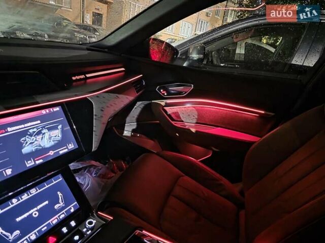 Синій Ауді E-Tron, об'ємом двигуна 0 л та пробігом 67 тис. км за 29799 $, фото 24 на Automoto.ua