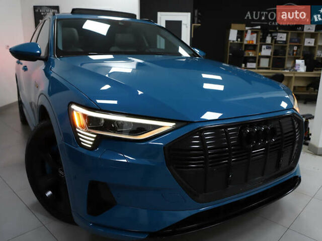 Синий Ауди E-Tron, объемом двигателя 0 л и пробегом 80 тыс. км за 28900 $, фото 32 на Automoto.ua