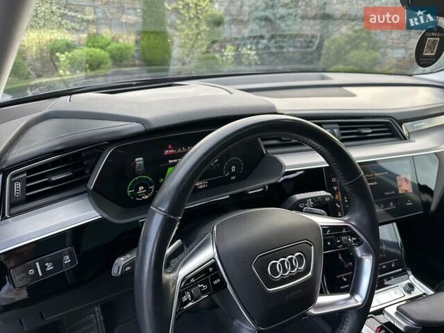Синій Ауді E-Tron, об'ємом двигуна 0 л та пробігом 113 тис. км за 29900 $, фото 23 на Automoto.ua