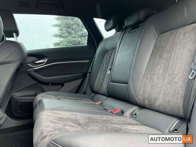 Синий Ауди E-Tron, объемом двигателя 95 л и пробегом 124 тыс. км за 26999 $, фото 12 на Automoto.ua