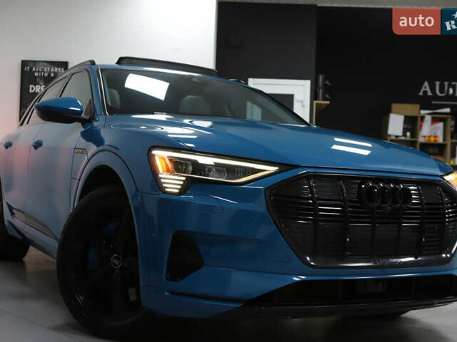 Синий Ауди E-Tron, объемом двигателя 0 л и пробегом 80 тыс. км за 28900 $, фото 1 на Automoto.ua
