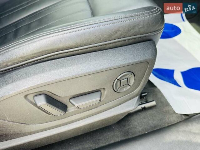 Ауді E-Tron 2019 у Тернополі на Automoto.ua Синій Ауді E-Tron, об'ємом двигуна 0 л та пробігом 200 тис. км за 21700 $, фото 34 на Automoto.ua