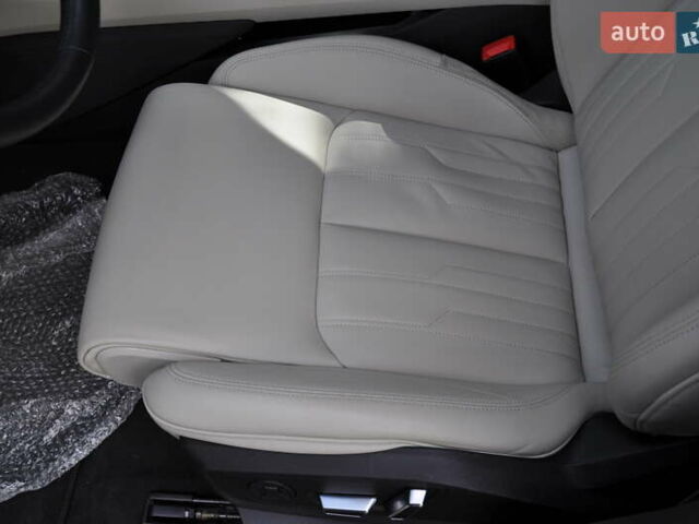 Синий Ауди E-Tron, объемом двигателя 0 л и пробегом 79 тыс. км за 34000 $, фото 93 на Automoto.ua