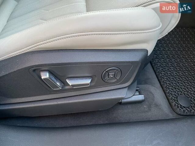 Синій Ауді E-Tron, об'ємом двигуна 0 л та пробігом 30 тис. км за 29900 $, фото 27 на Automoto.ua