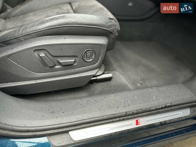 Синий Ауди E-Tron, объемом двигателя 0 л и пробегом 122 тыс. км за 28900 $, фото 18 на Automoto.ua