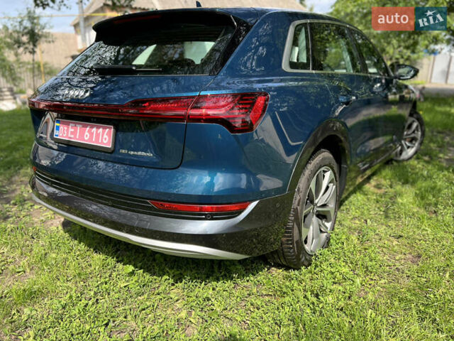 Синий Ауди E-Tron, объемом двигателя 0 л и пробегом 175 тыс. км за 24444 $, фото 4 на Automoto.ua